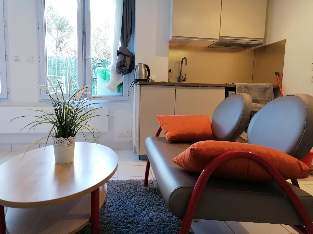Studio De Charme, 30' Paris, 5' Evry, 10' Orly Ris-Orangis Eksteriør billede