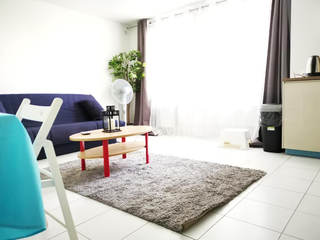 Studio De Charme, 30' Paris, 5' Evry, 10' Orly Ris-Orangis Eksteriør billede