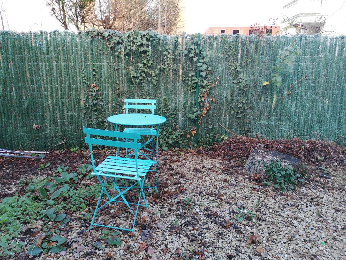 Studio De Charme, 30' Paris, 5' Evry, 10' Orly Ris-Orangis Eksteriør billede