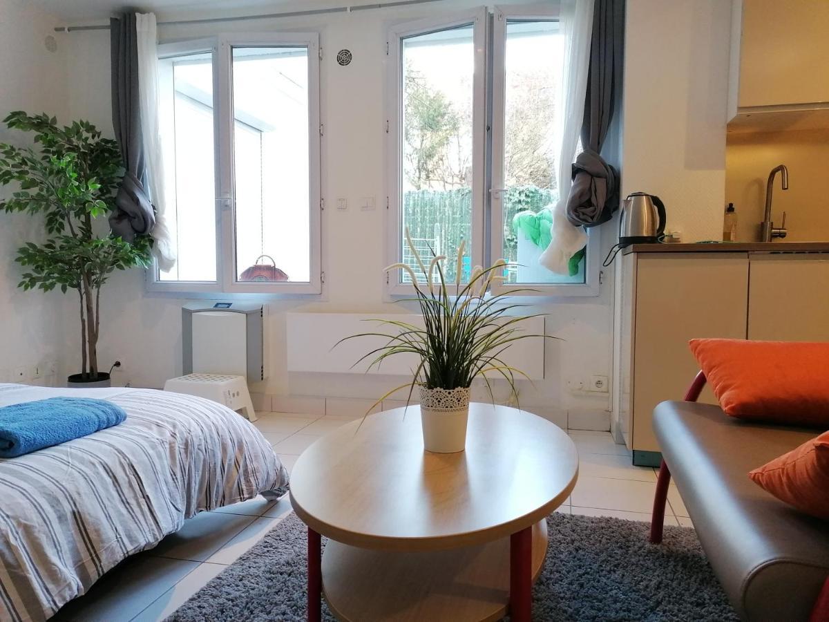 Studio De Charme, 30' Paris, 5' Evry, 10' Orly Ris-Orangis Eksteriør billede